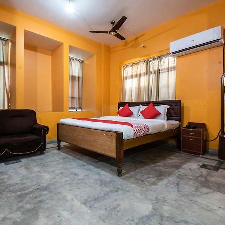 Oyo 29792 Piyush Hajipur Hotel Exterior foto