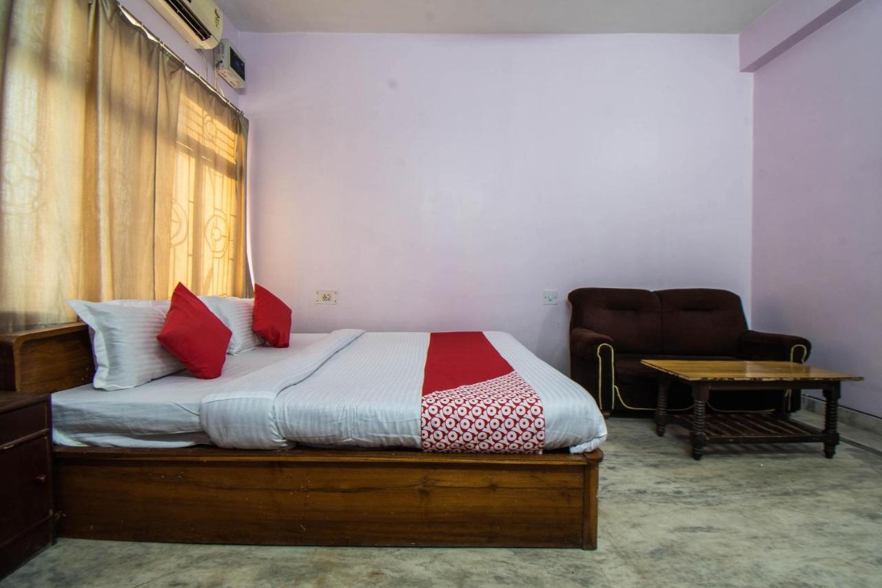 Oyo 29792 Piyush Hajipur Hotel Exterior foto